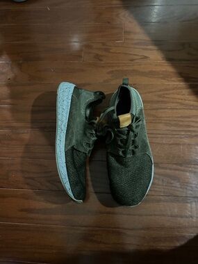 Men's NeW Balance Olive Green Casual Suede and Knit Sneakers